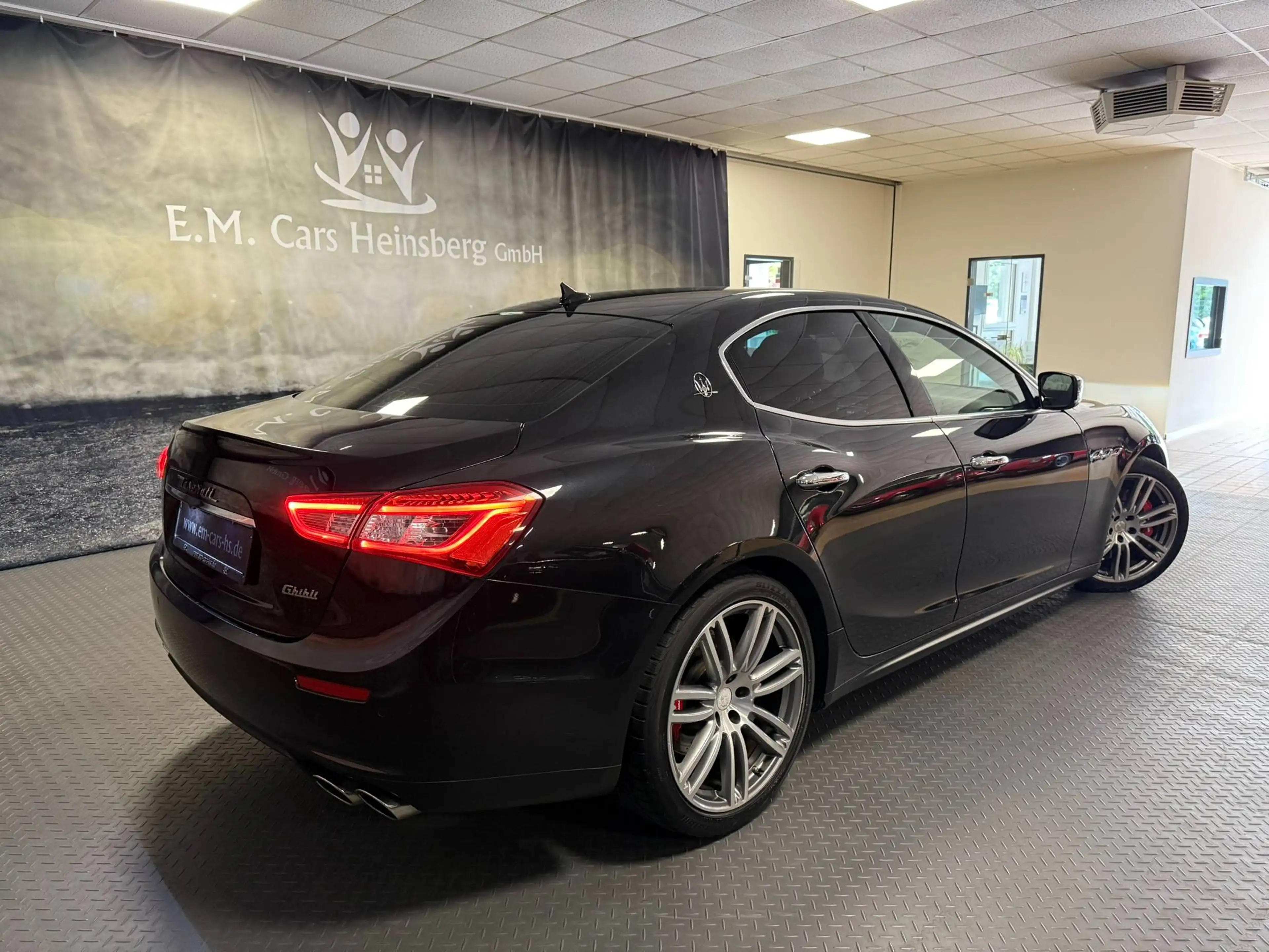 Maserati Ghibli Ghibli 3.0 V6 Bi-Xenon Vollleder DAB Keyless — photo 6
