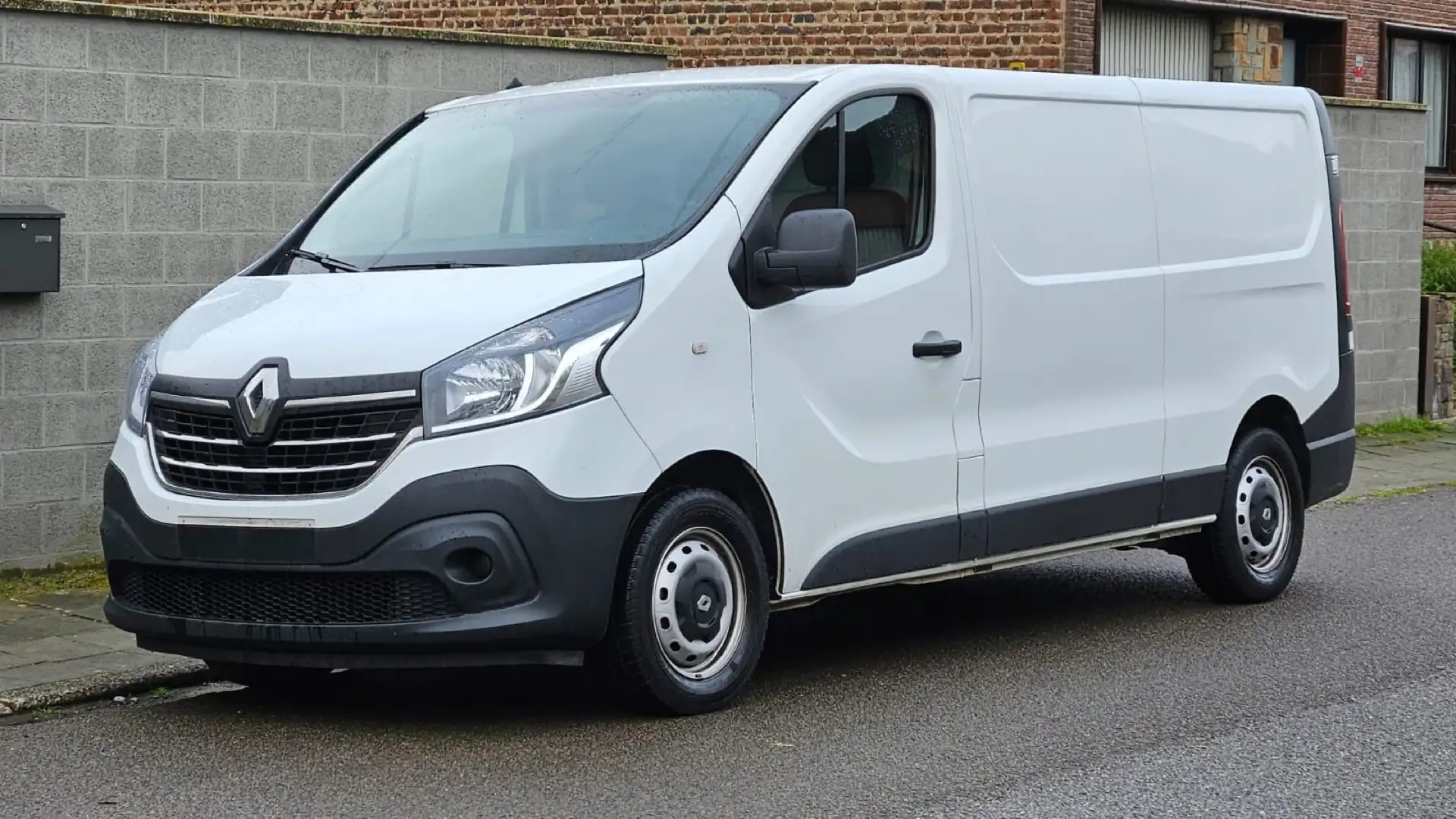 Renault Trafic 2.0 DCI  85.000 KM AIRCO Wit - 1