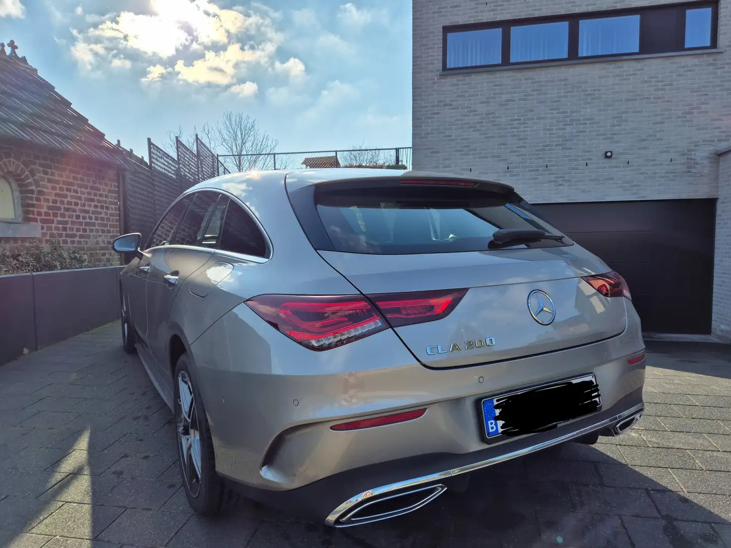 Mercedes-Benz CLA 200 CLA 200 Shooting Brake 7G-DCT AMG Line Argent - 2