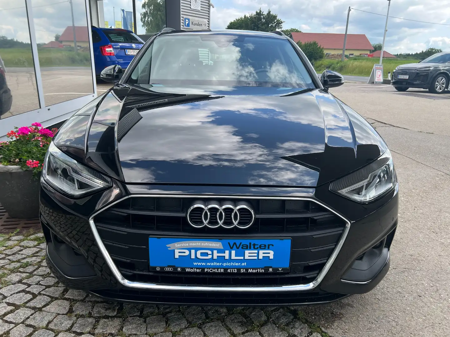 Audi A4 35 TDI basis Schwarz - 2