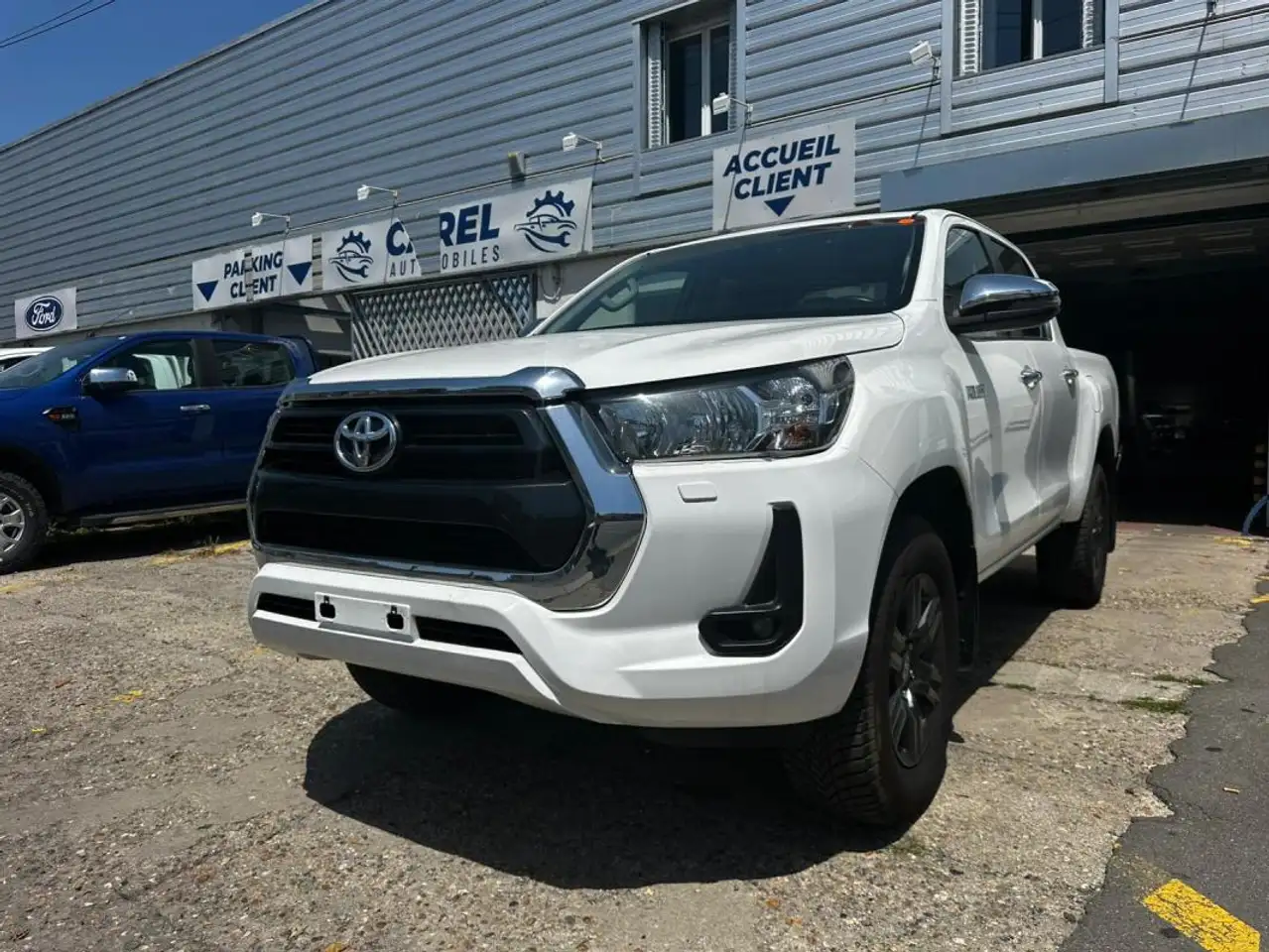 Toyota Hilux