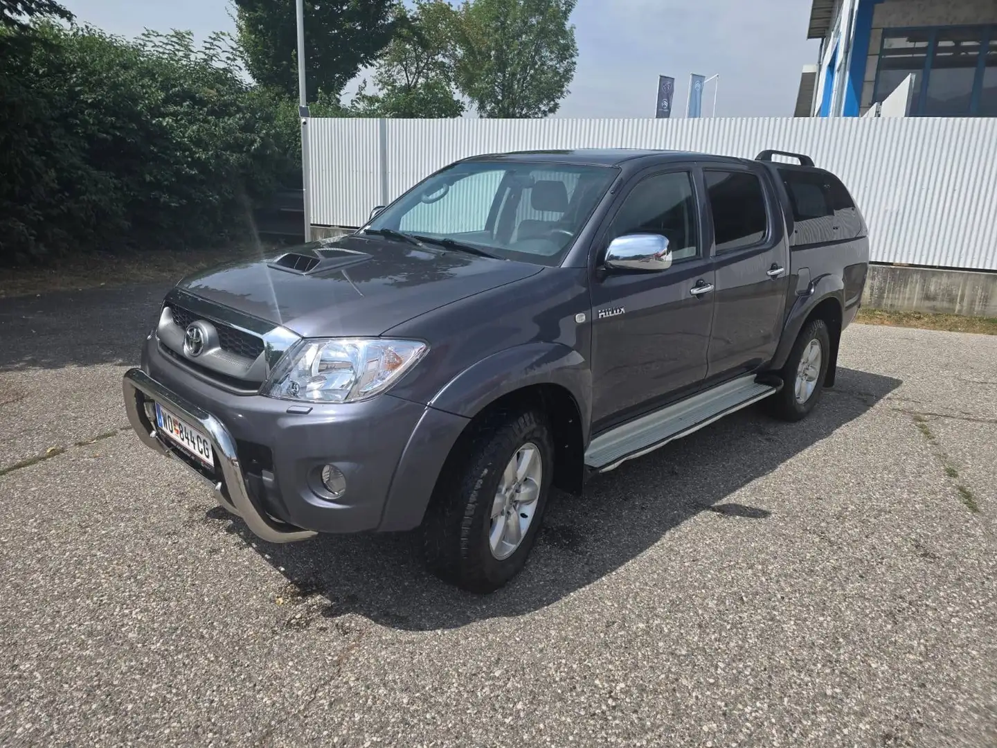 Toyota Hilux Hilux DK City 4WD 3,0 D-4D 170 Aut. City Grau - 2