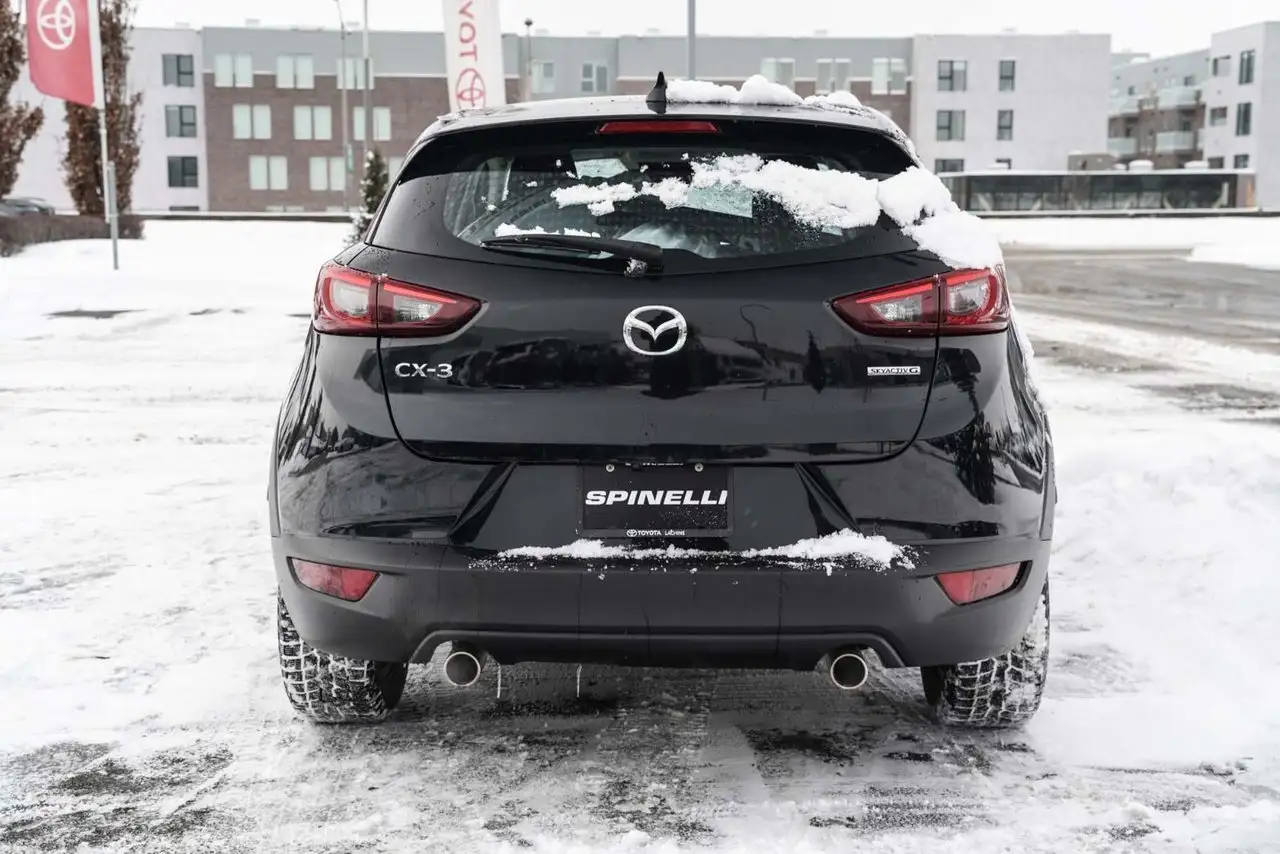 Mazda CX-3 снимка Mazda CX-3