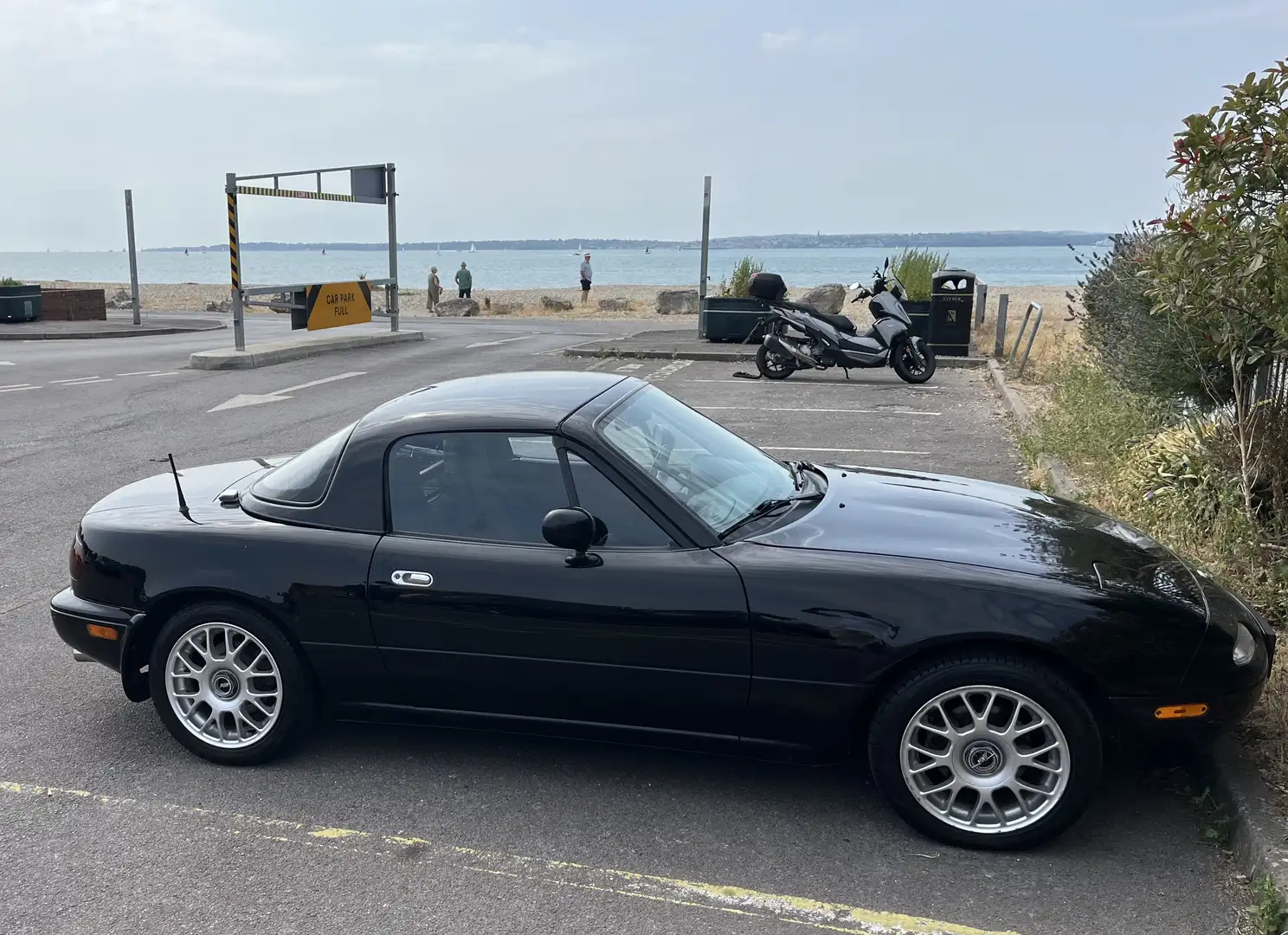 Mazda MX-5 1.8i 16v HT Negro - 1
