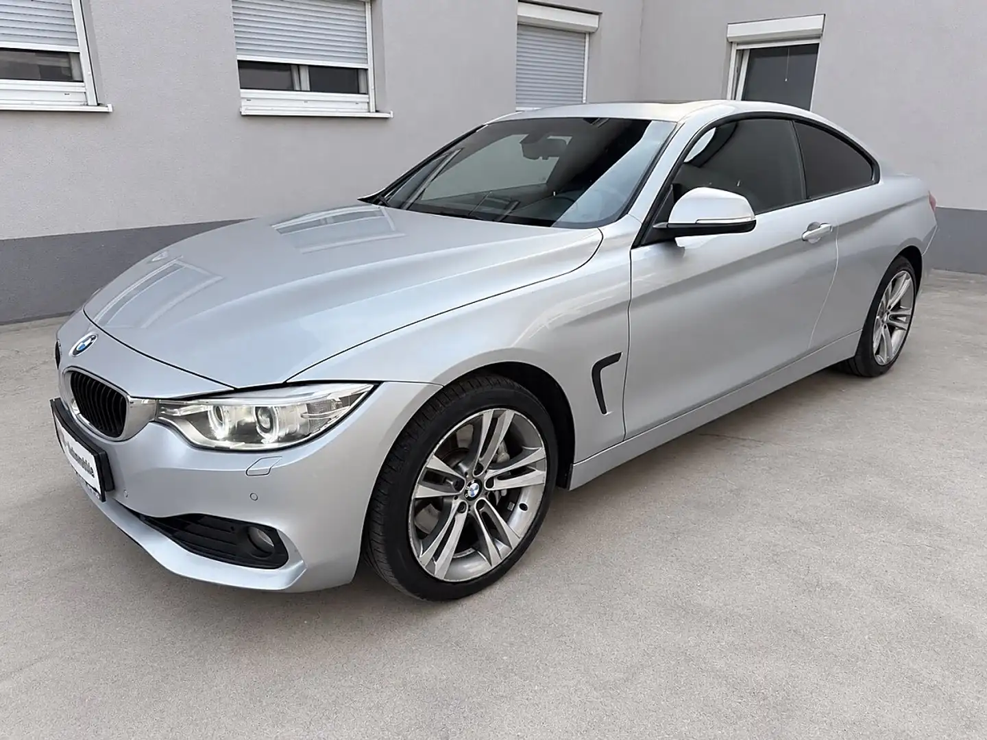 BMW 435 d xDrive Coupe Aut. Silber - 2