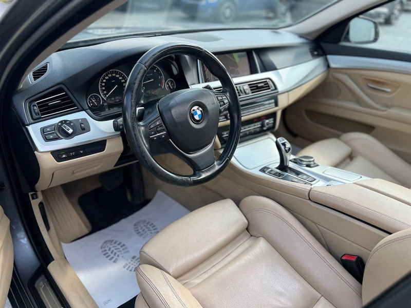 BMW 530 5 Touring 530 d xDrive*NAVI*AUTOMATIK*PANO*HEAD- — photo 13