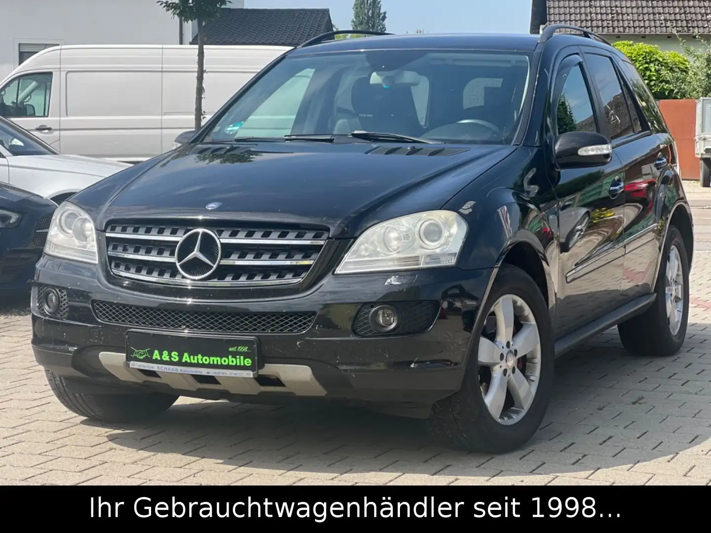 Mercedes-Benz ML 320 CDI 4Matic *AHK/NAVI/LEDER/LUFT/8-FACH* Schwarz - 1