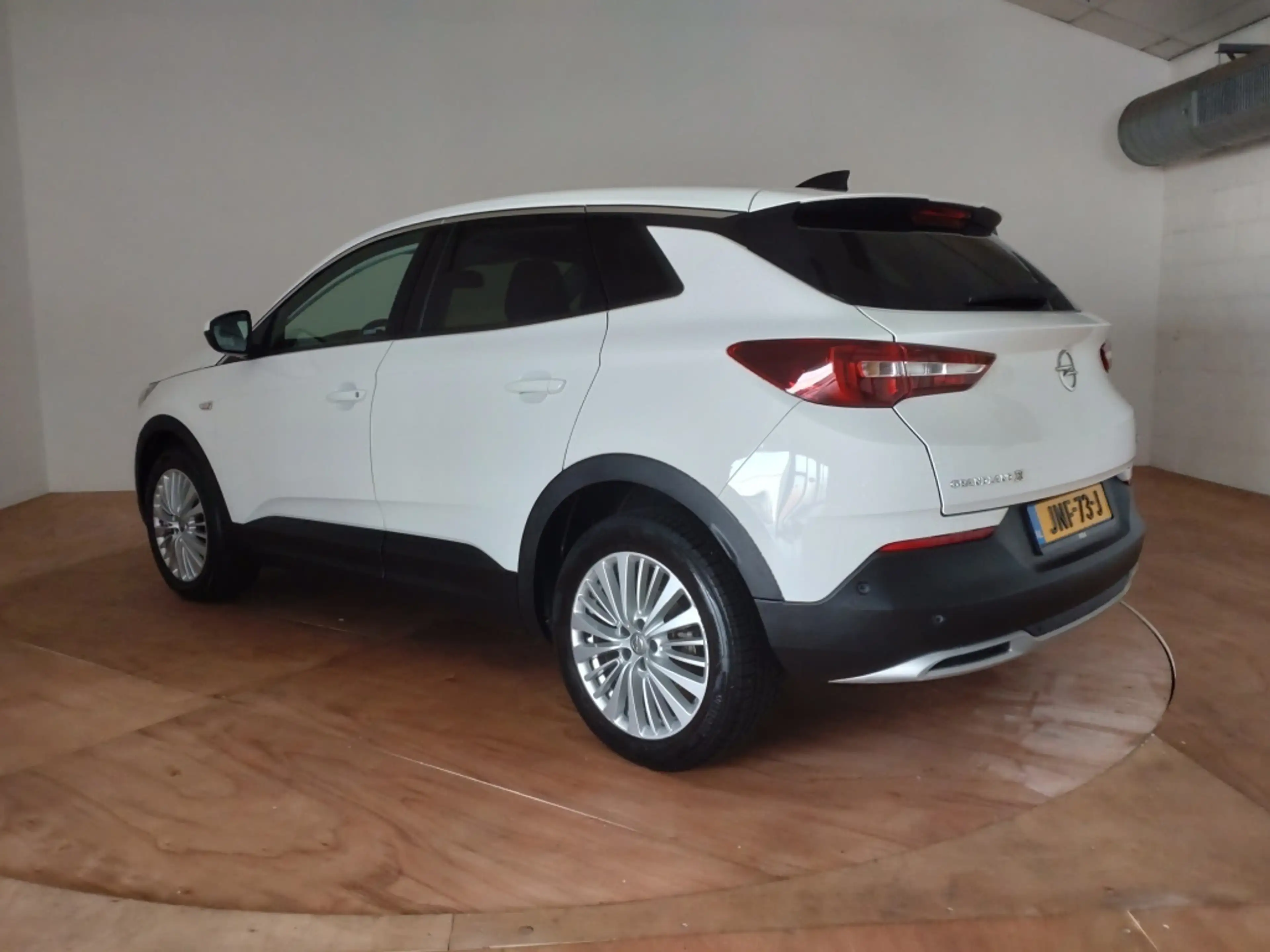 Opel Grandland X 1.2 Turbo Innovation — photo 5