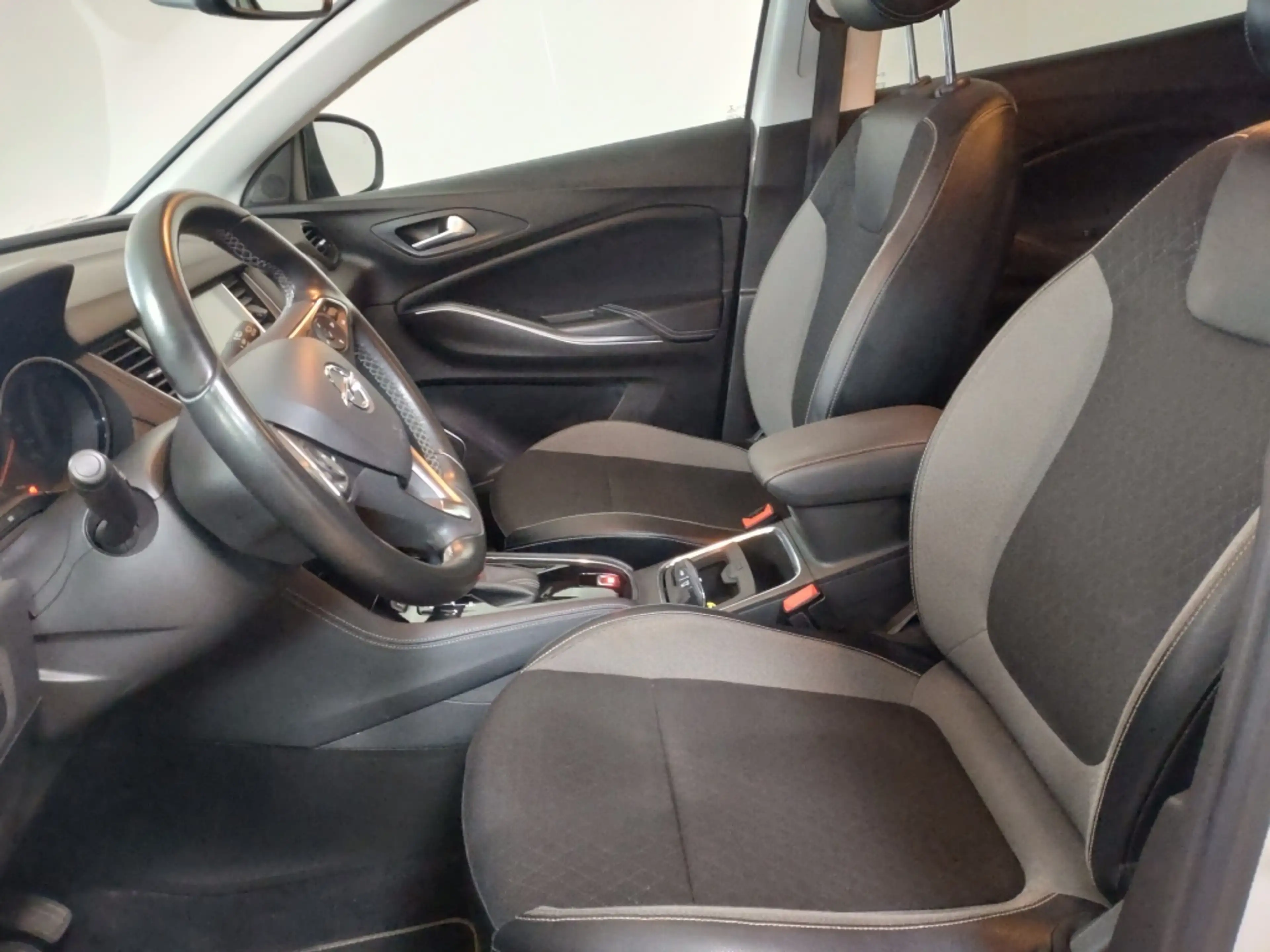 Opel Grandland X 1.2 Turbo Innovation — photo 9