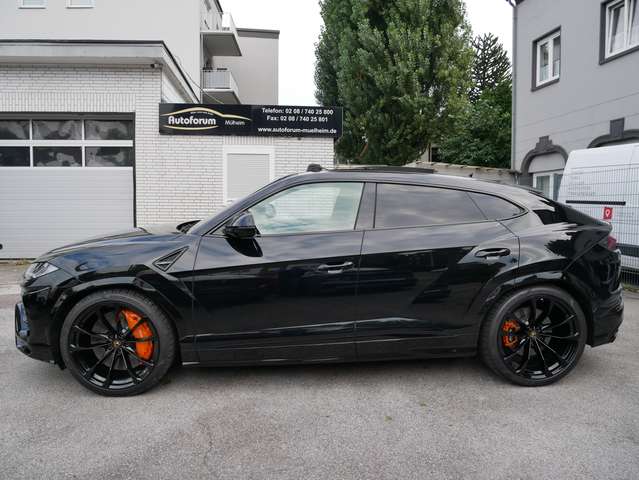 Lamborghini Urus ADAS Matrix HUD Pano B&O Luft 23Zoll 360KamSitzkli
