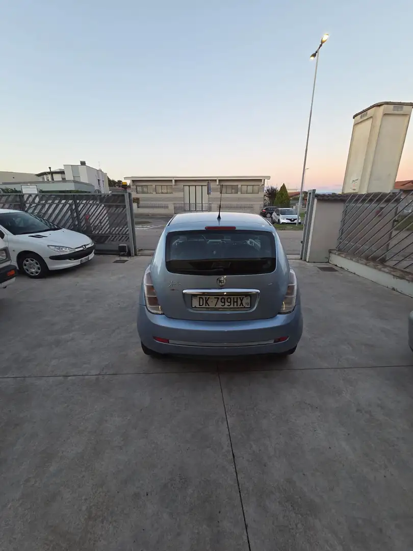 Lancia Ypsilon Ypsilon 1.3 MJT 75 CV Modamilano (55 kw) - 2