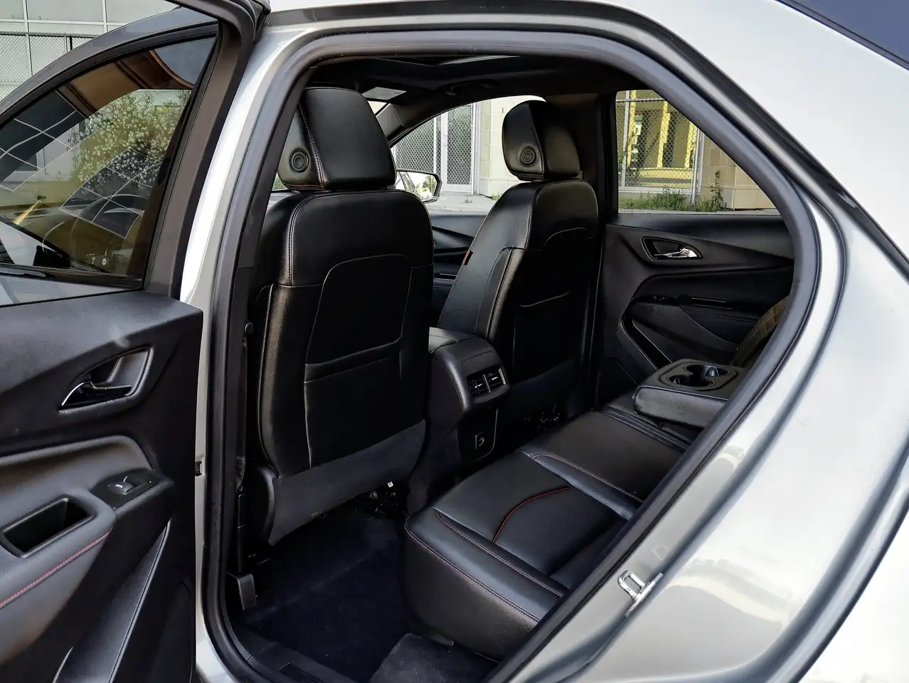 Chevrolet Equinox снимка Chevrolet Equinox