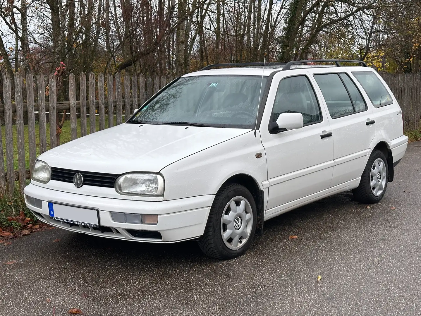 Volkswagen Golf Golf 1.8 Joker Weiß - 1