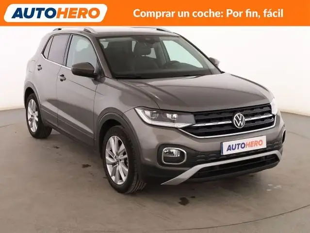 Volkswagen T-Cross view 8