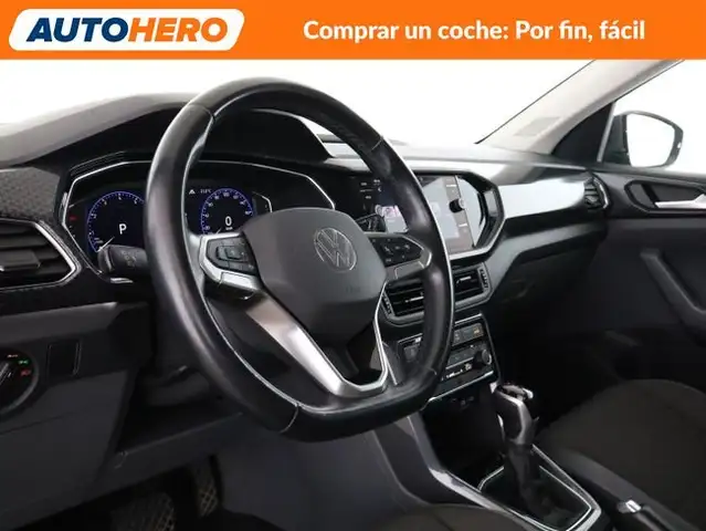 Volkswagen T-Cross view 12