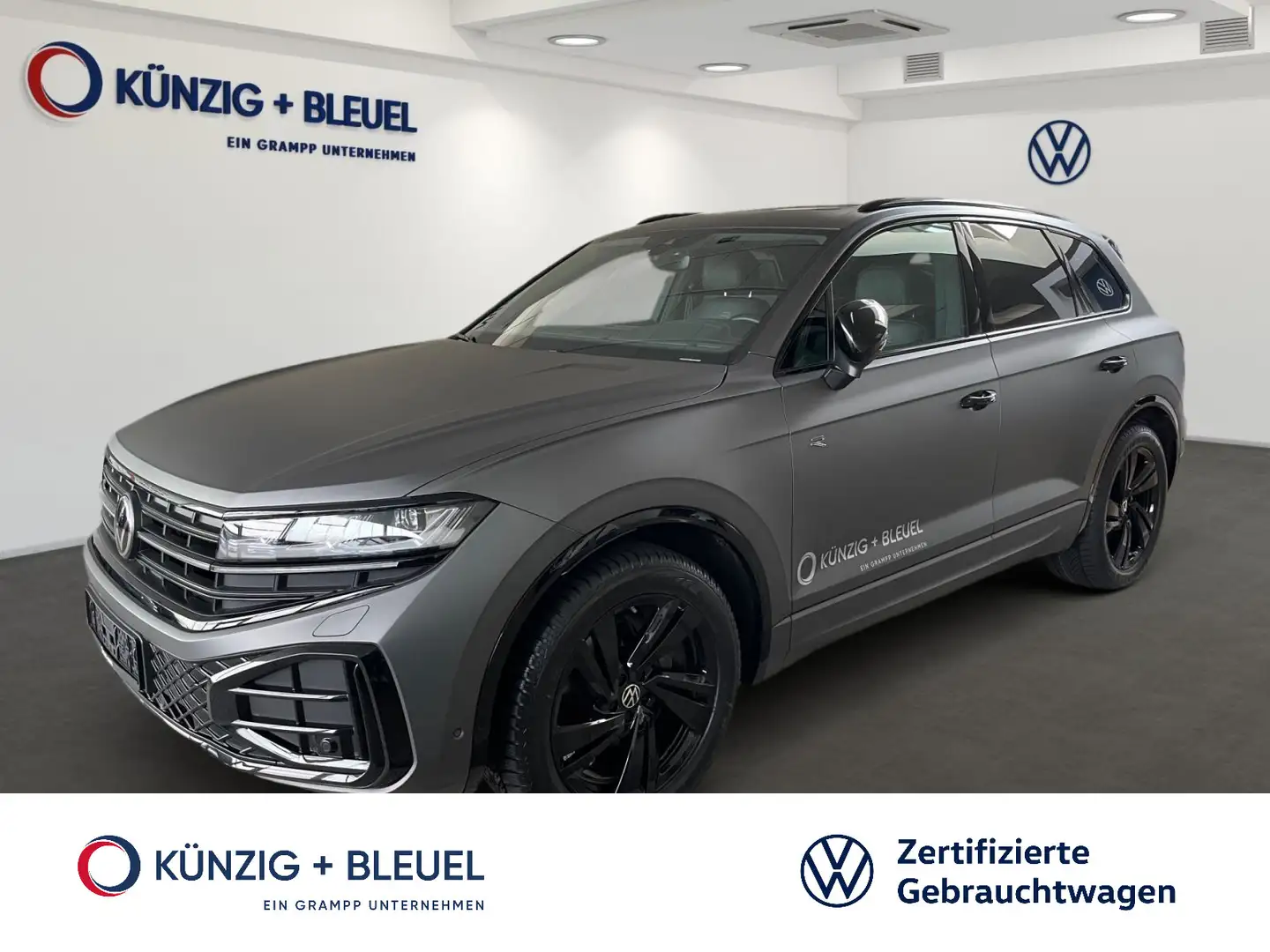 Volkswagen Touareg R-Line 3,0 TDI Nav*Pano*StHzg*Niveau*Dyn Grijs - 1