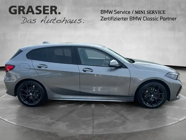 BMW M view 8
