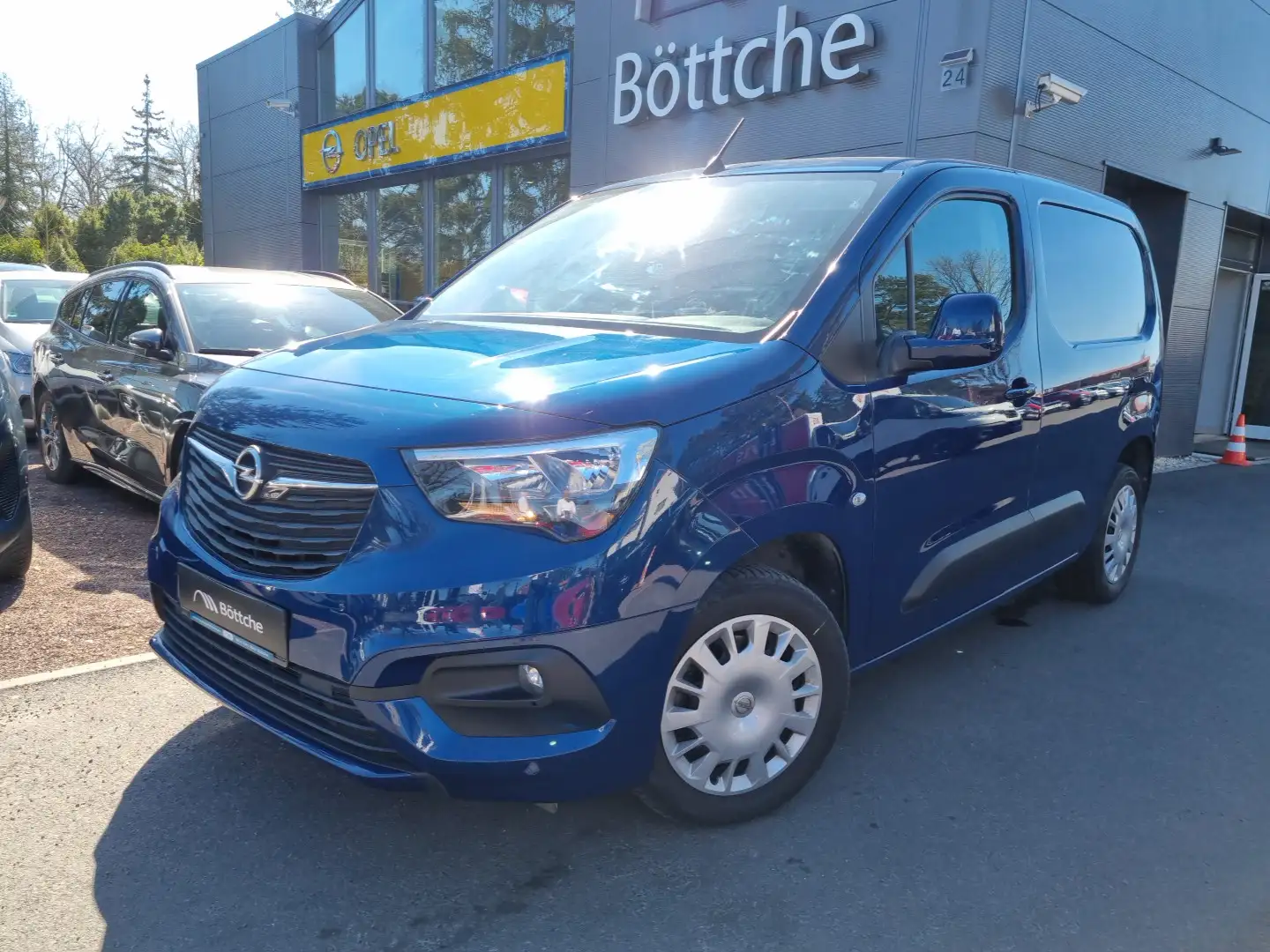 Opel Combo Cargo 1.5 Edition IntelliLink/PDC/Klima/Kamera Blau - 2