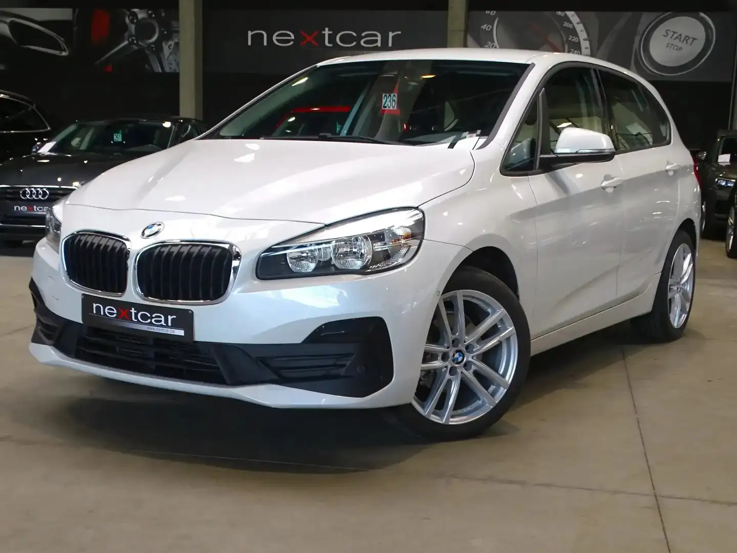 BMW 216 d Active Tourer ***NAVI-PARKING-LIMITEUR**** Blanc - 1