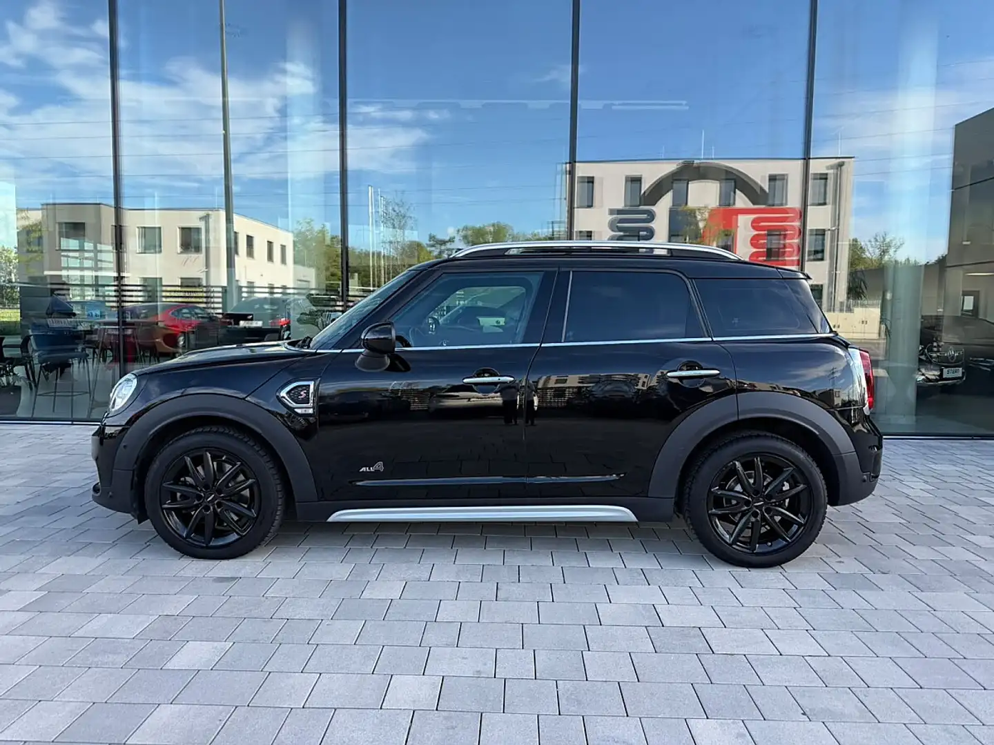 MINI Cooper SD Countryman COUNTRYMAN Cooper SD Cooper SD ALL4 *PANO* LED*... Schwarz - 2