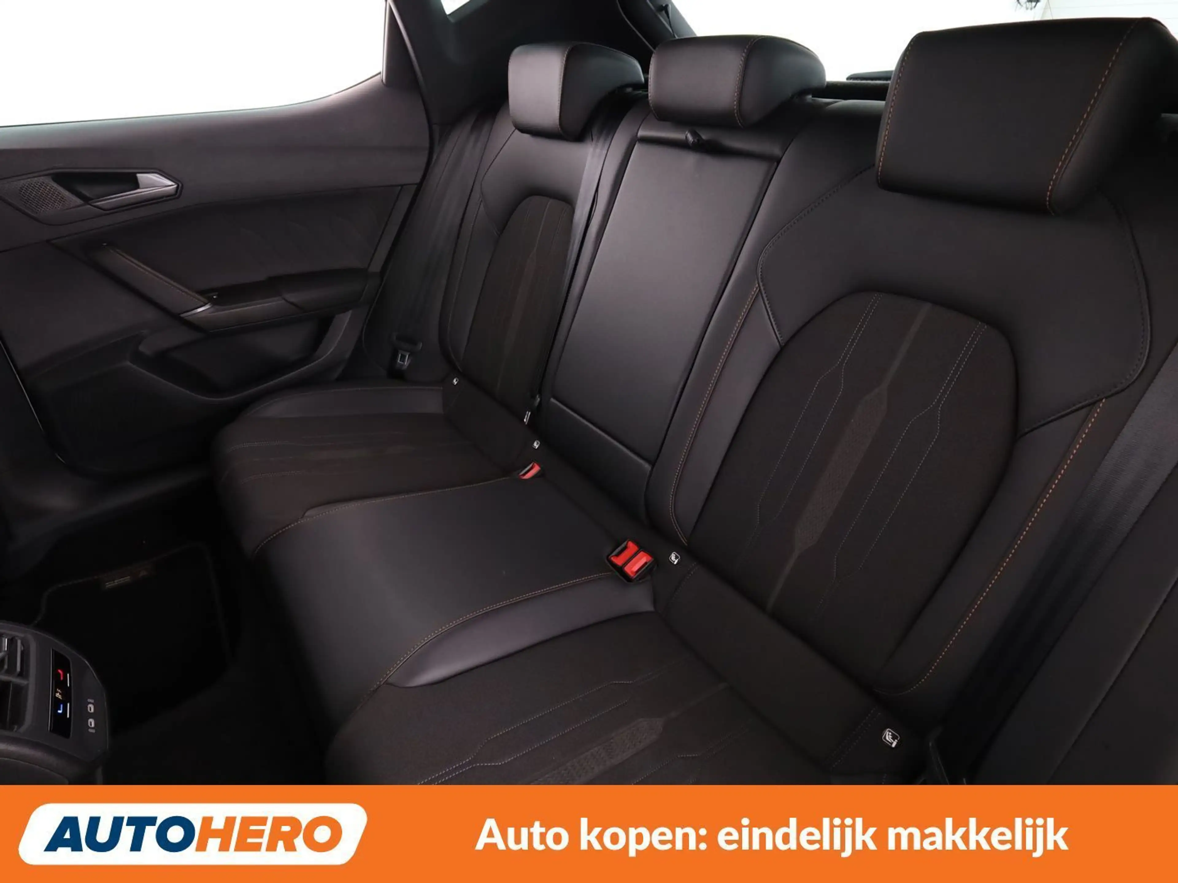 SEAT Leon 1.4 e-HYBRID — photo 14