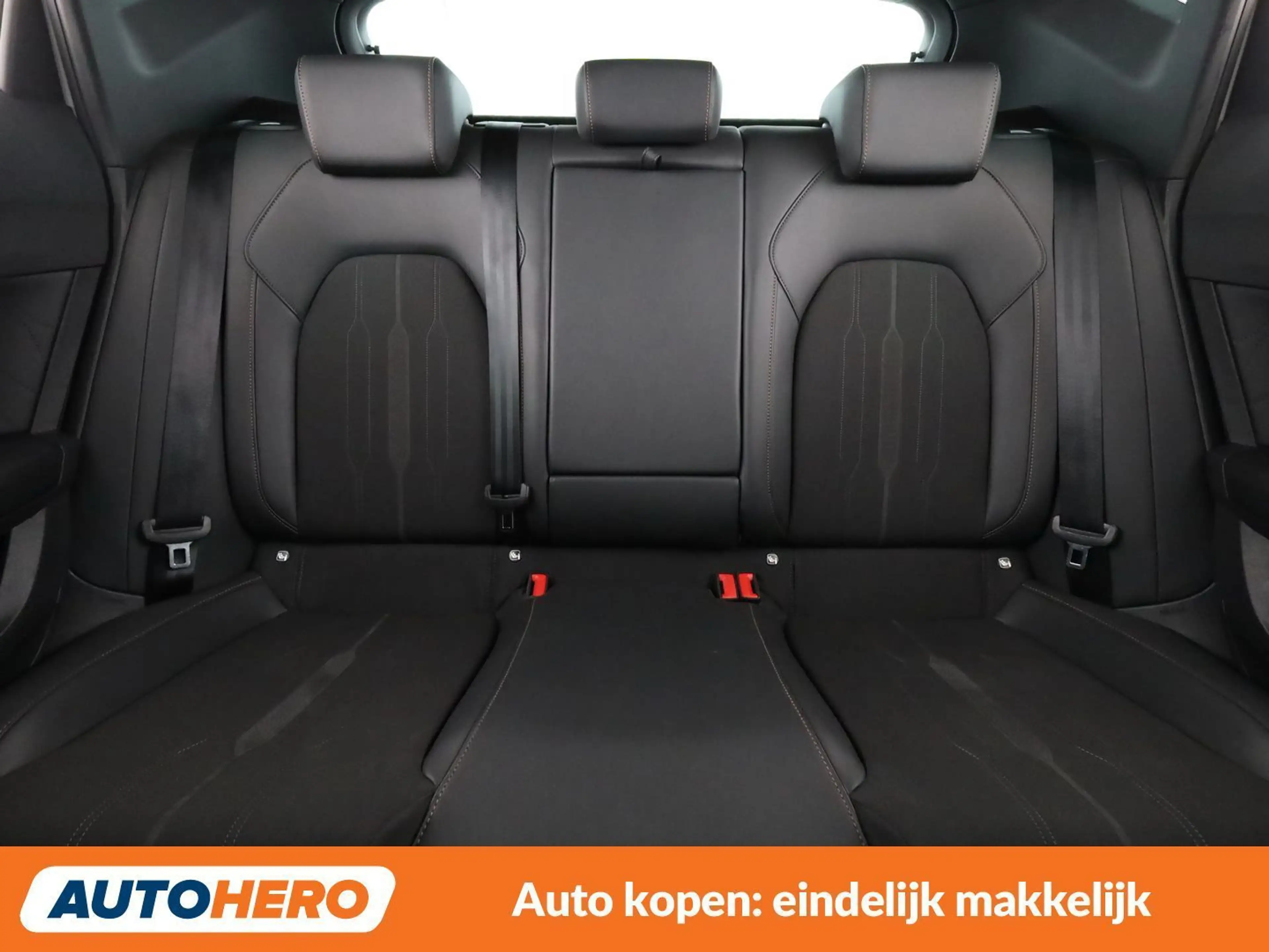 SEAT Leon 1.4 e-HYBRID — photo 15