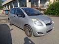 Toyota Yaris Yaris II 2005 5p 1.0 Now Gpl Plateado - thumbnail 3
