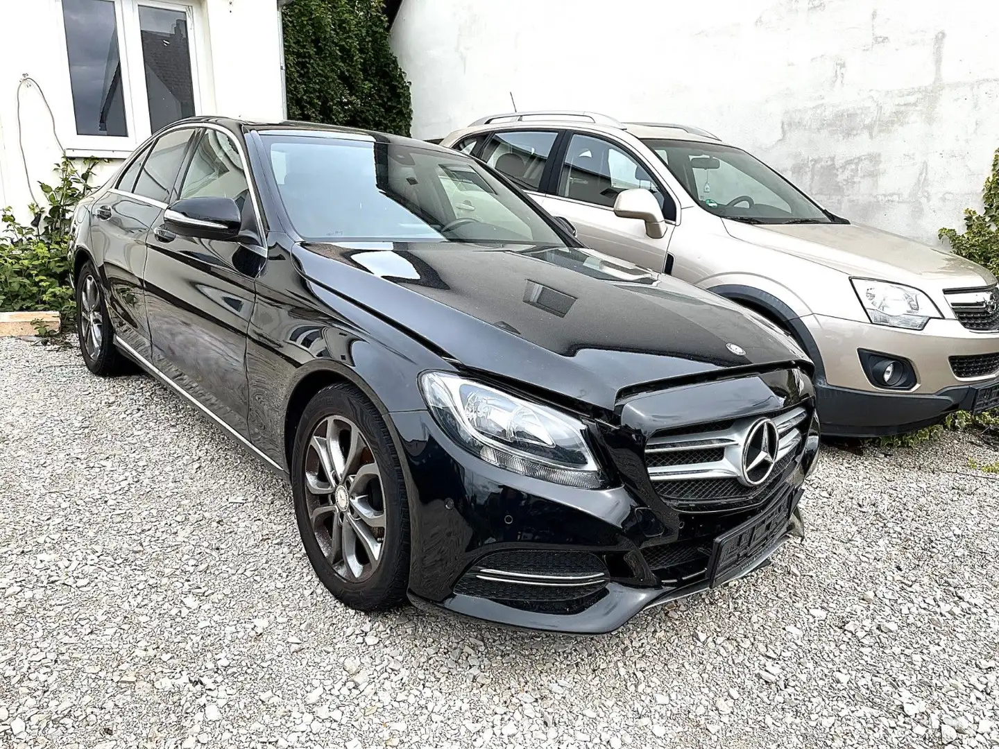 Mercedes-Benz C 200 C -Klasse Lim. C 200 BlueTec / d/AVANTGARD Schwarz - 1