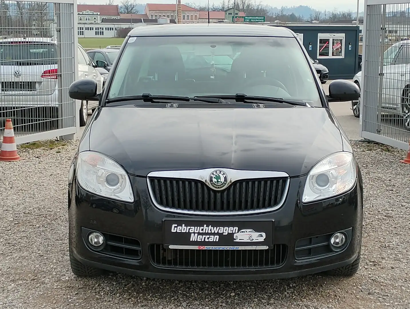 Skoda Fabia Ambiente 1,2 Schwarz - 2