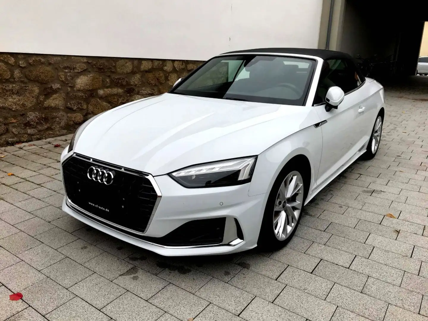Audi A5 40 TFSI Cabrio adv Kopfraum Navi Matrix Virt Leder Blanc - 1