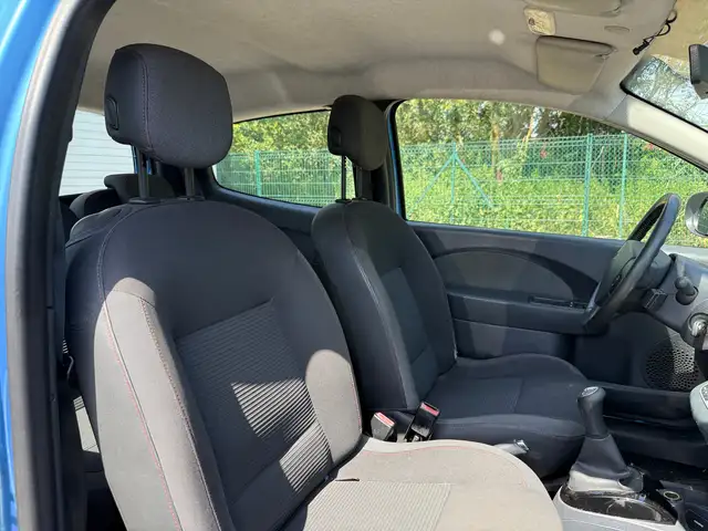 Renault Twingo view 12