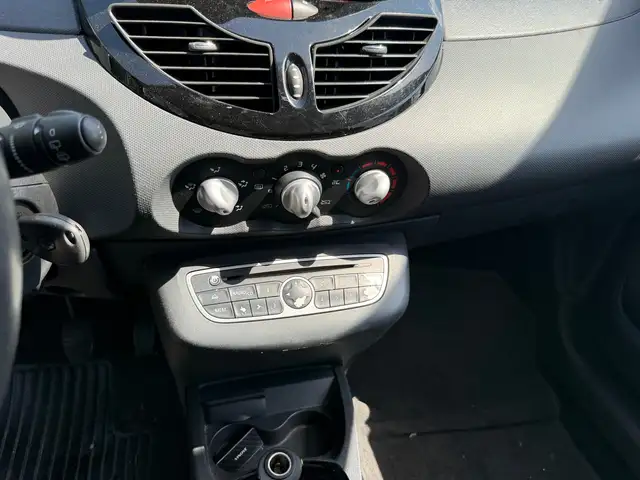 Renault Twingo view 15