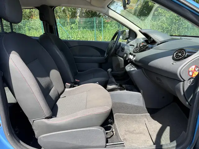 Renault Twingo view 13