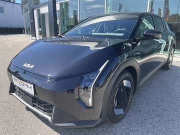 Hatchback Earth Plus