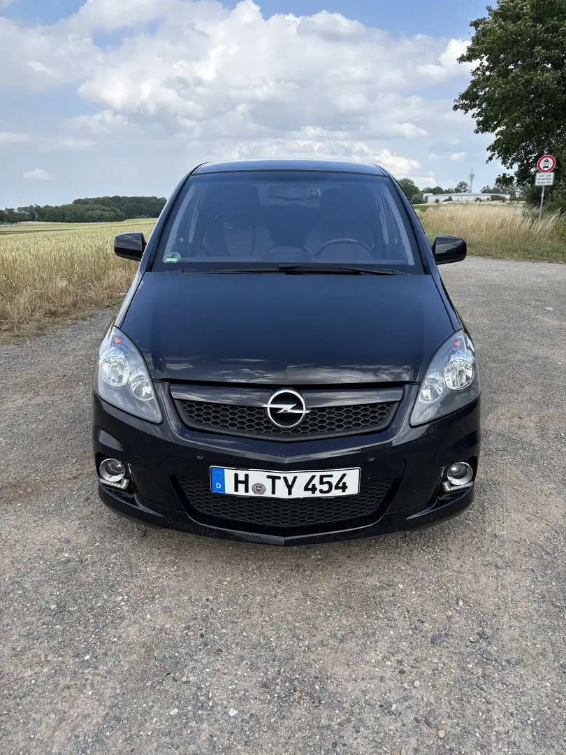 Opel Zafira OPC - 2