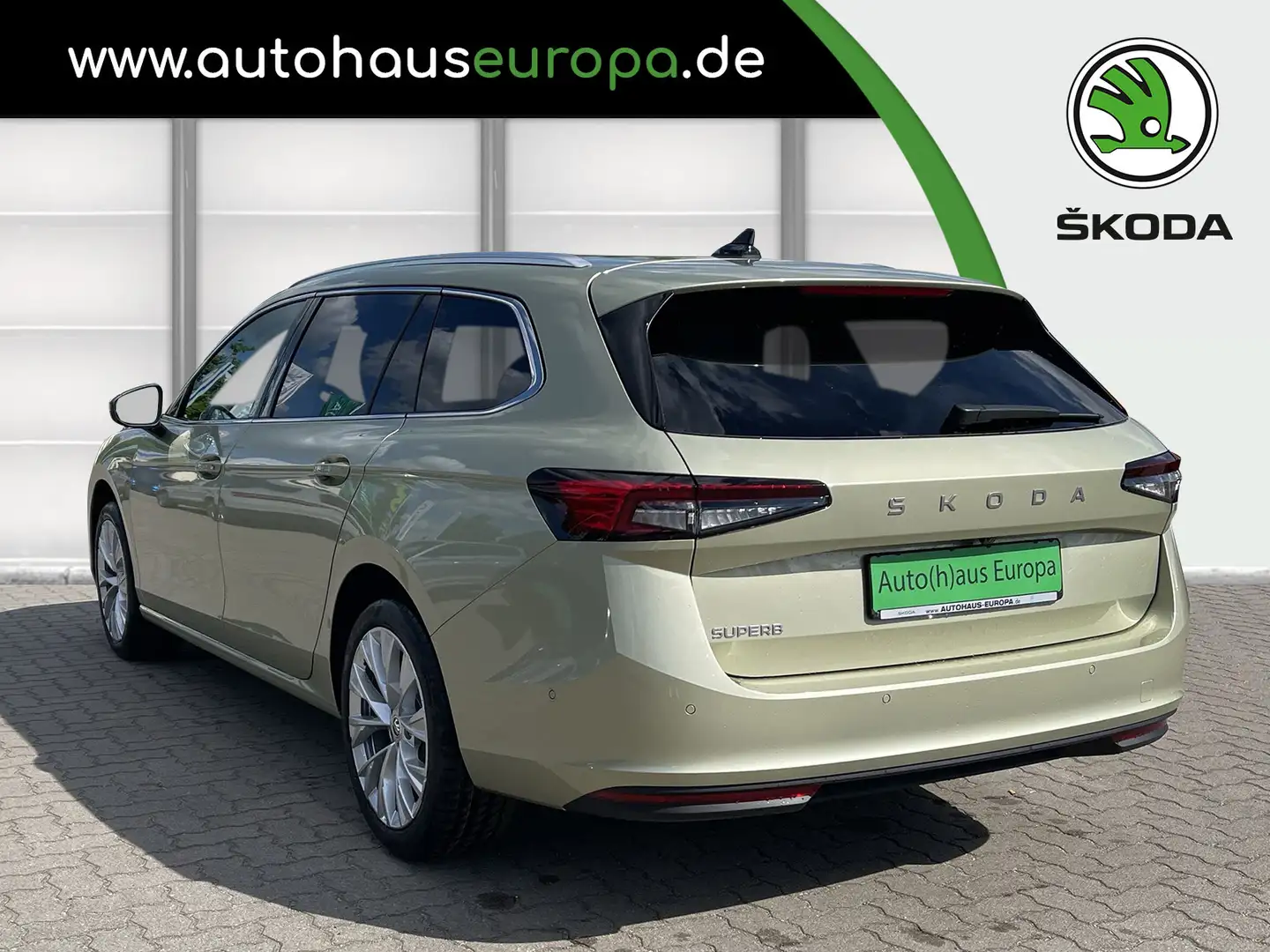 Skoda Superb Combi Selection 1.5 TSI mHEV DSG AHK ACC210 eKlapp Beige - 2