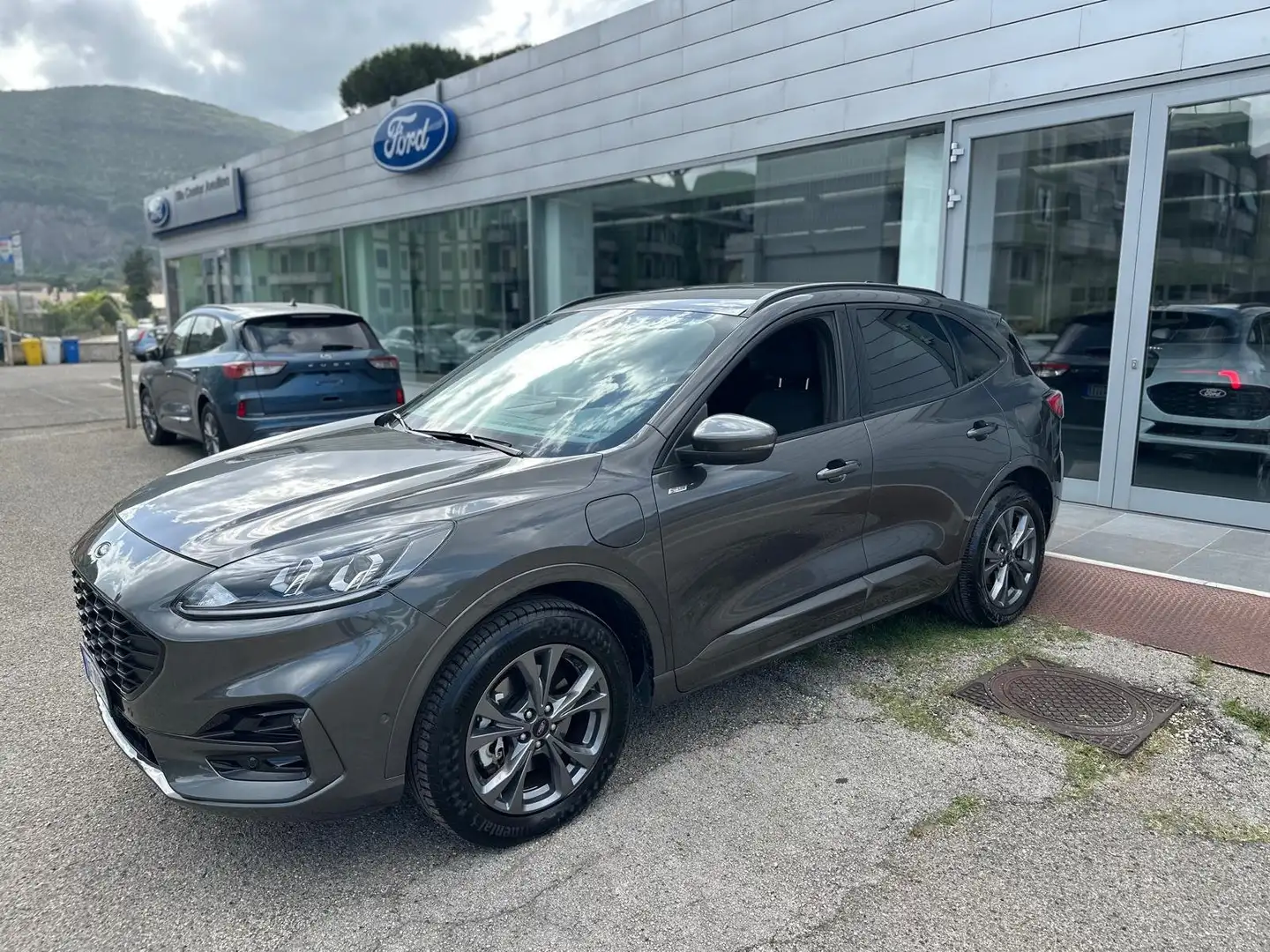 Ford Kuga Kuga 2.5 phev ST-Line 2wd 225cv cvt Grigio - 1