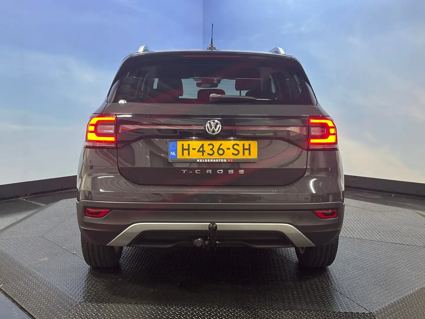 Volkswagen T-Cross 1.0 TSI Style Automaat | Navi | Clima | Cruise | C Grijs - 2