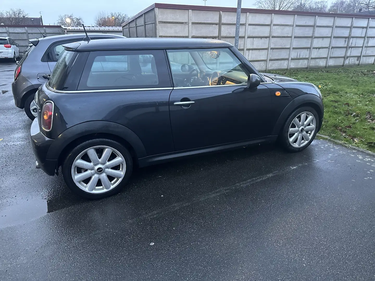 MINI Cooper Hatch 1.6 D - 110 Cooper Noir - 1