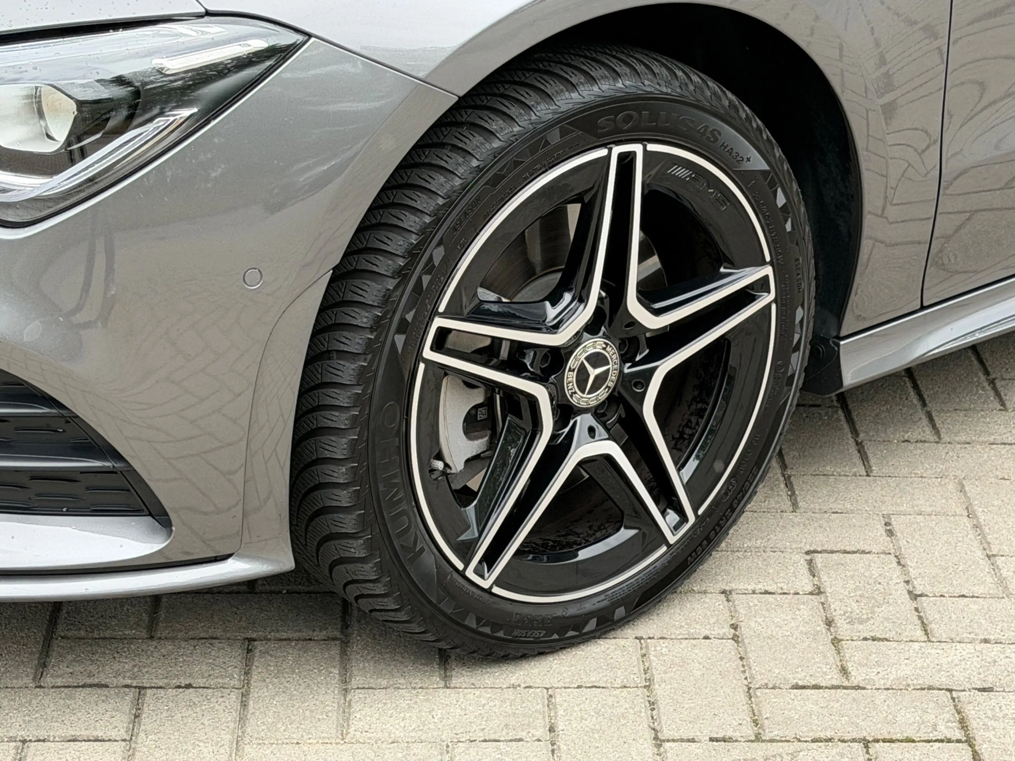 Mercedes-Benz CLA 250 Shooting Brake e AMG Line- PANO — photo 7
