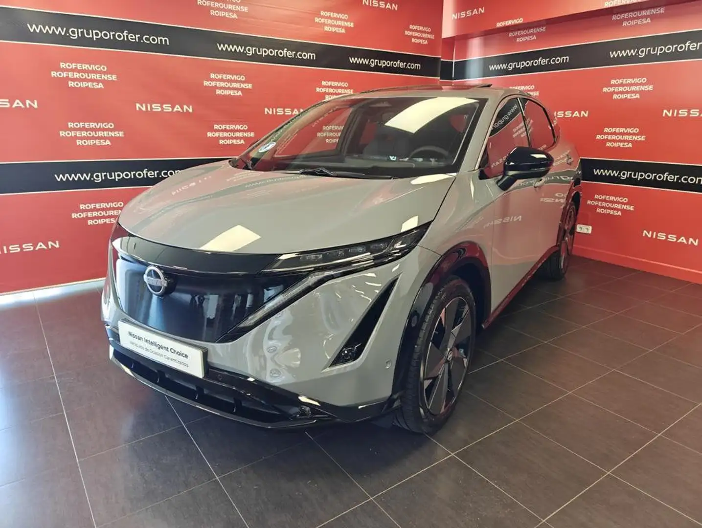 Nissan Ariya 87 kWh 4x2 Evolve CAR. 22kW + Pack Sport Grijs - 1