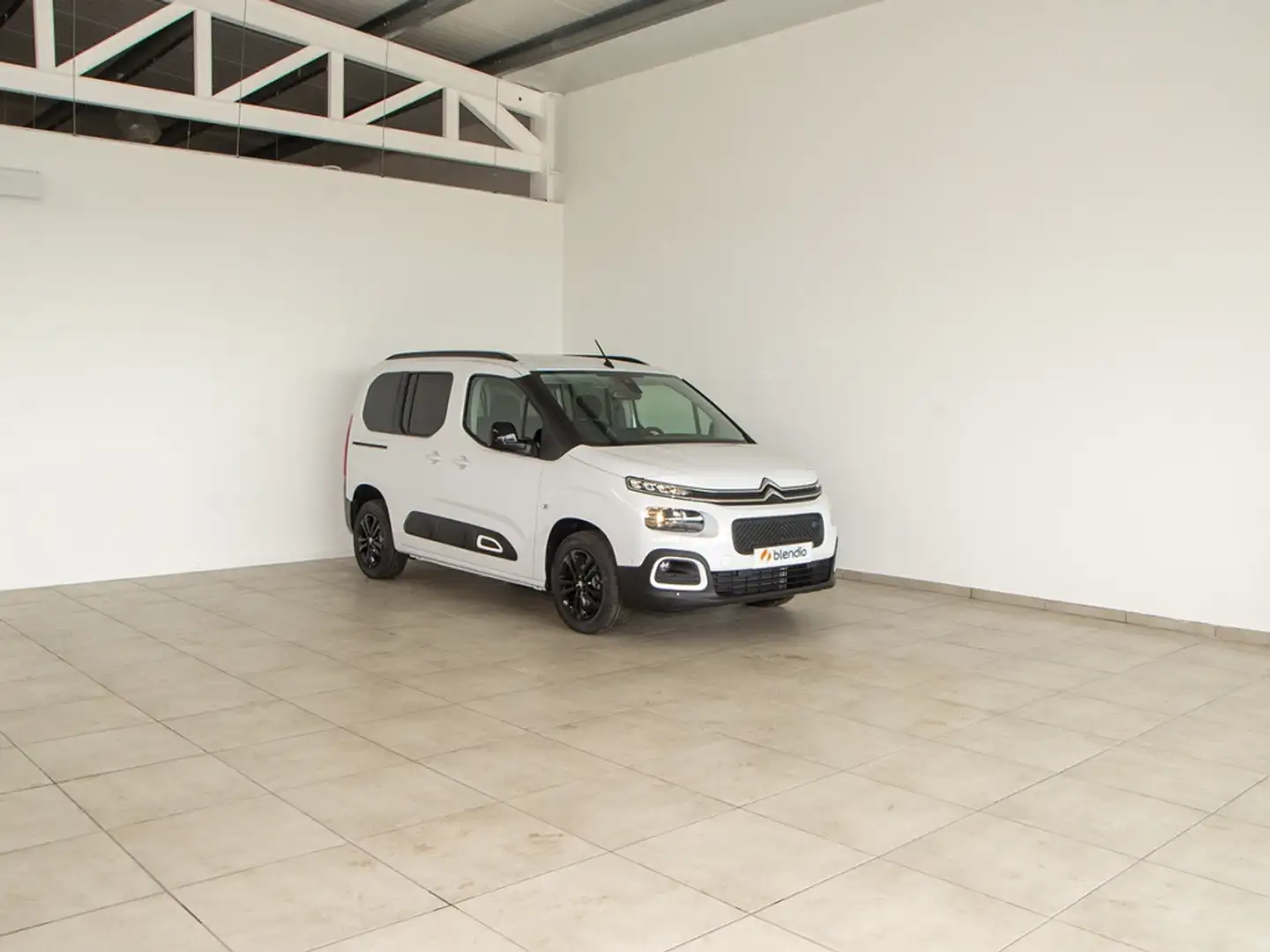 Citroen Berlingo BEV 50KWH TALLA M SHINE AUTO 136CV 5P Blanc - 2