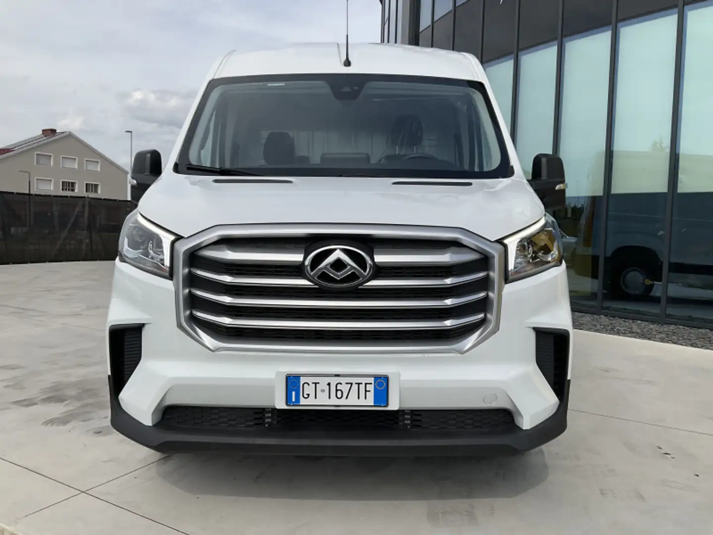 Maxus Deliver 9 2.0 CRDI 150CV FWD PL-TM Furgone Blanc - 2