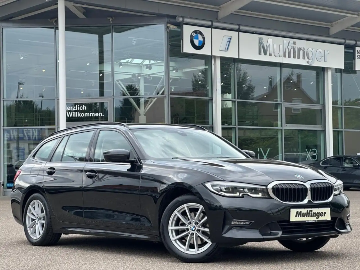 BMW 320 d T. Sport Leder LiveProf.HiFi Kamera DrivAss Zwart - 2