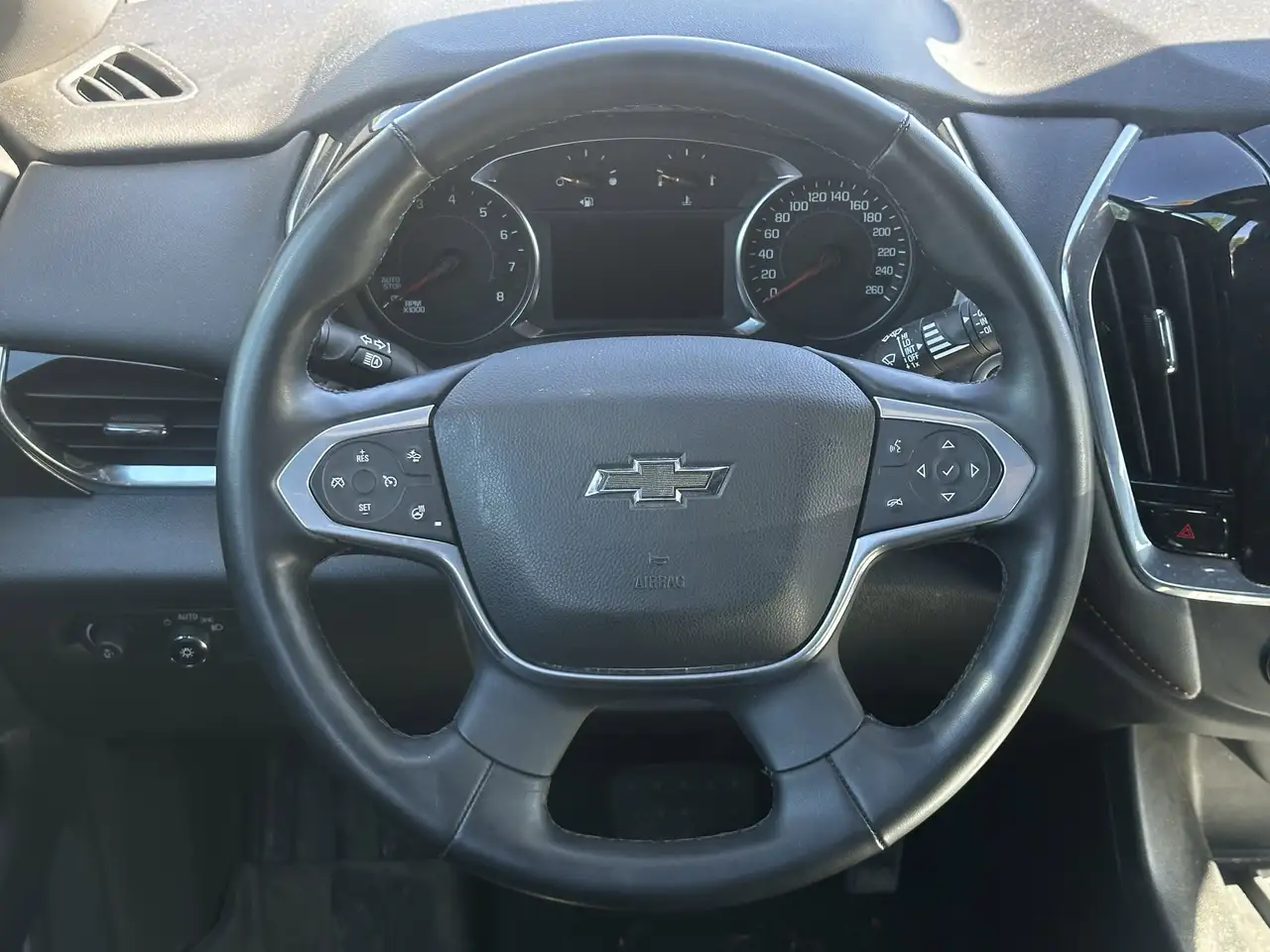 Chevrolet Traverse photo Chevrolet Traverse