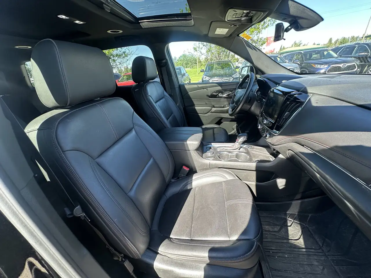 Chevrolet Traverse photo Chevrolet Traverse