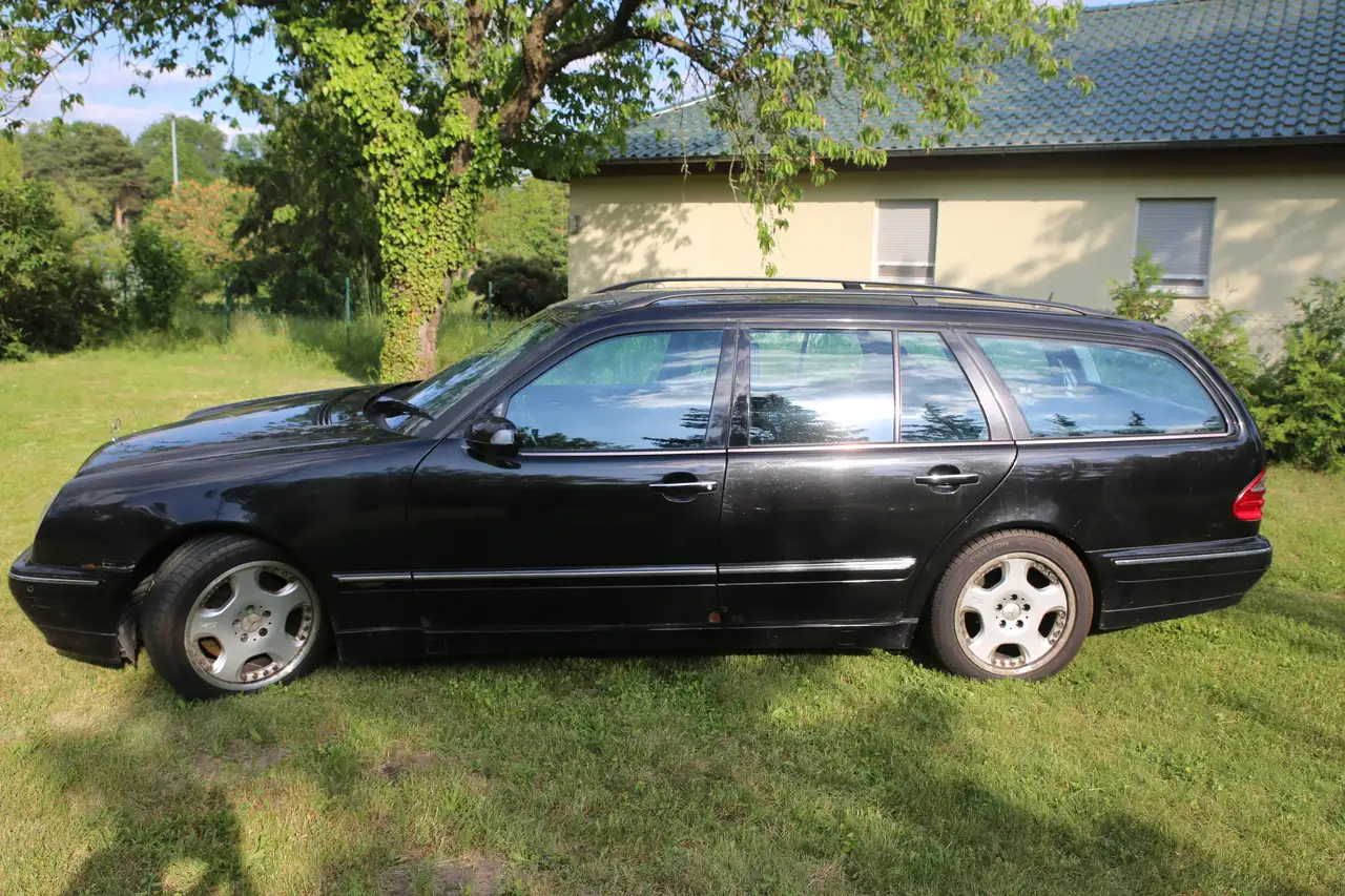 Mercedes-Benz E 430 T Avantgarde, foto 2