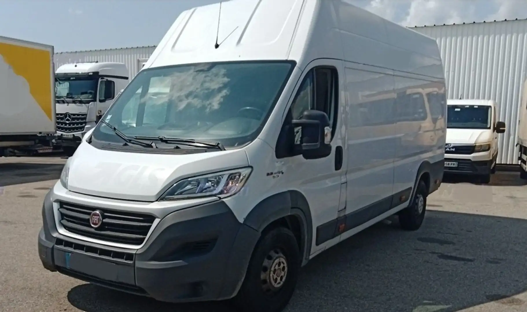 Fiat Ducato Fg. Maxi 35 2.3Mjt LPEGR Ex.L T.A 95kW Blanco - 2