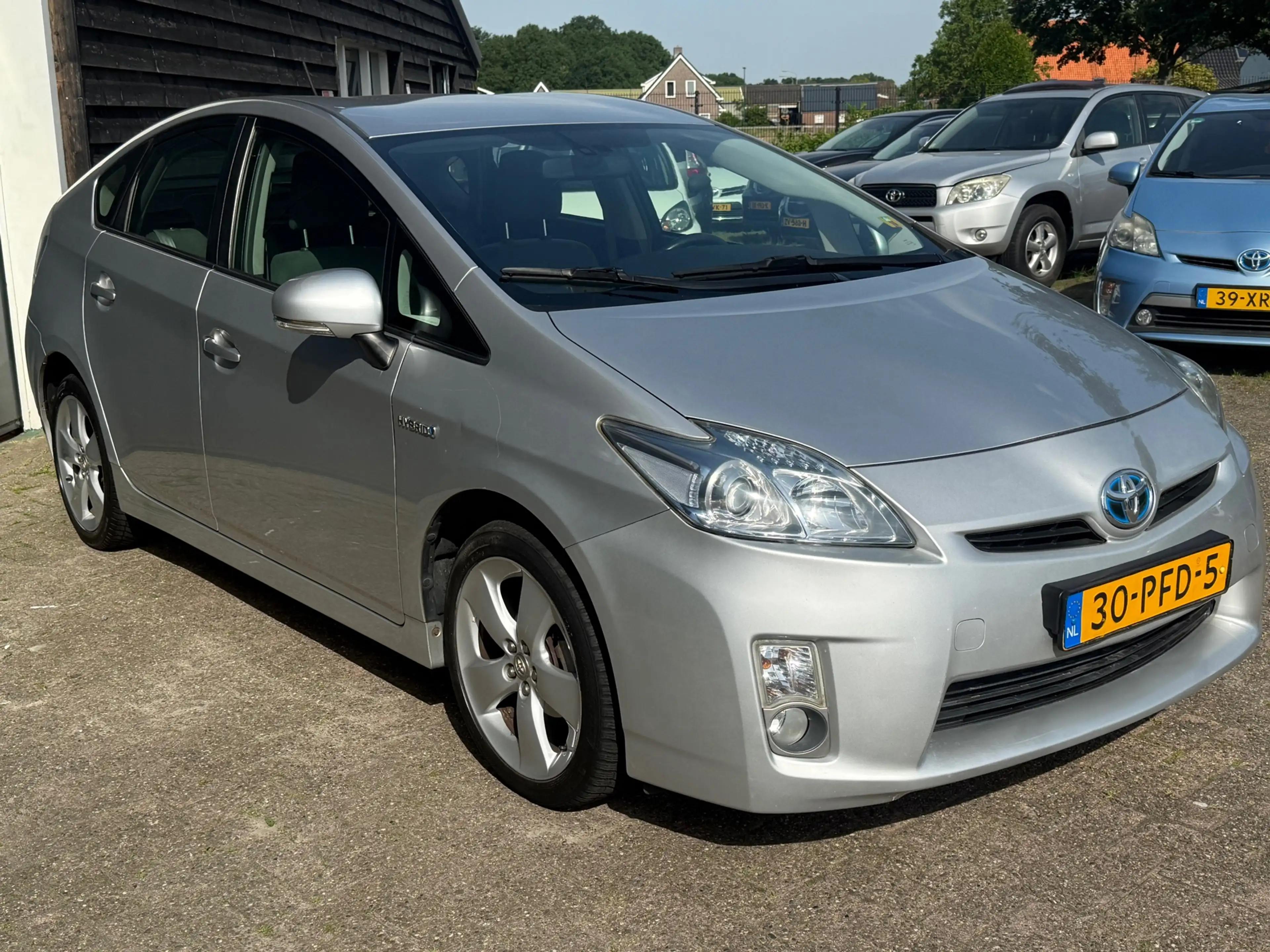 Toyota Prius 1.8 Aspiration — photo 4