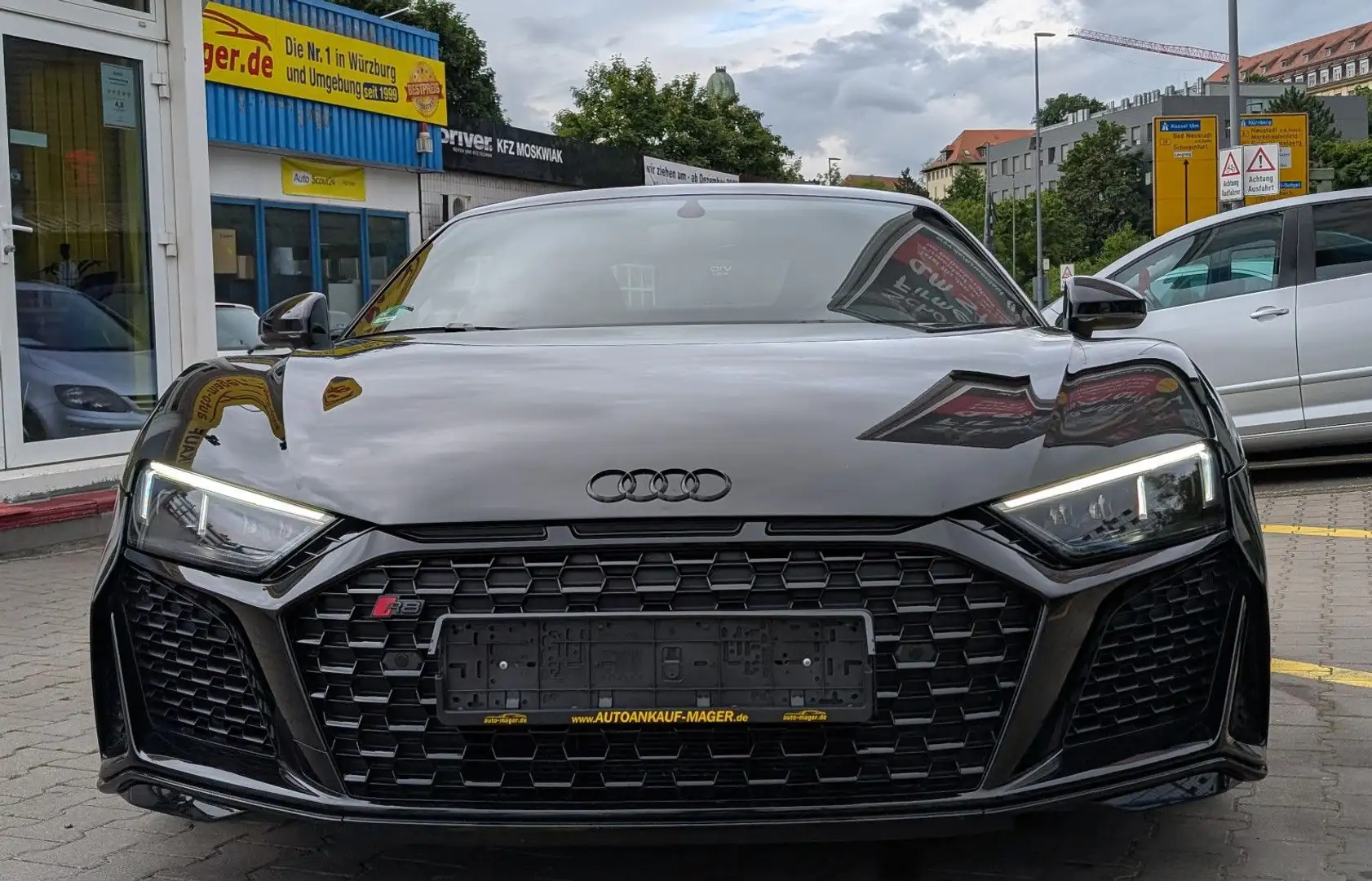 Audi R8 Coupe Performance*Garantie2029*Keramik*NP183k Czarny - 2